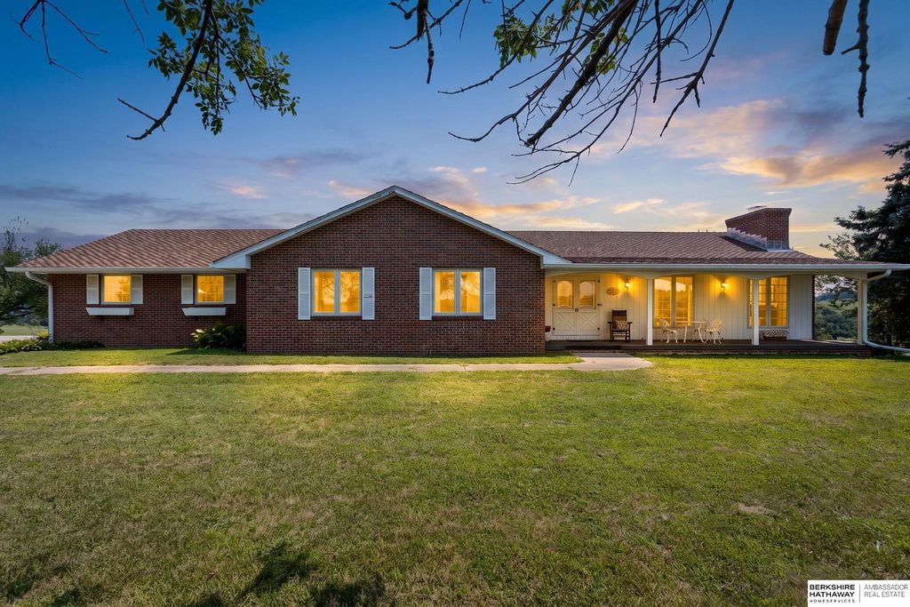 4472 County Road P43, Fort Calhoun