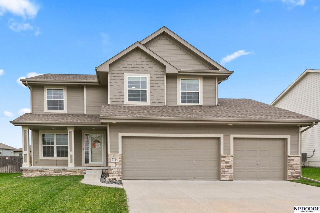 7714 S 195 Street, Gretna