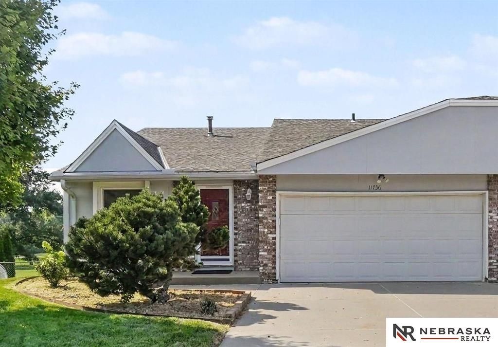 11736 Ruggles Circle, Omaha