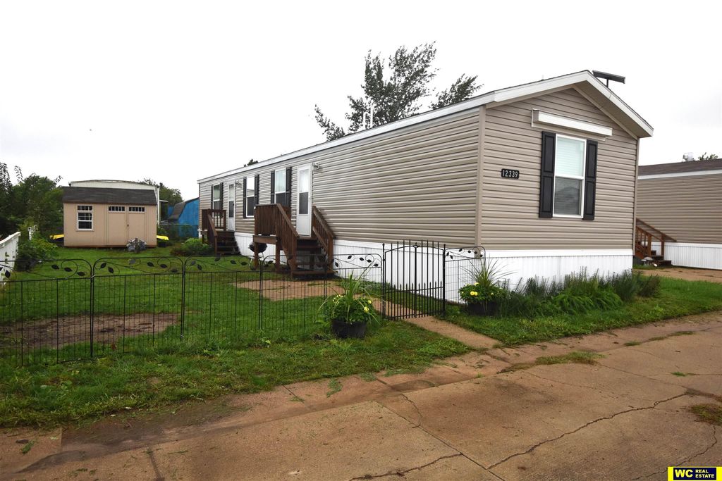 12339 Earl Avenue, Blair
