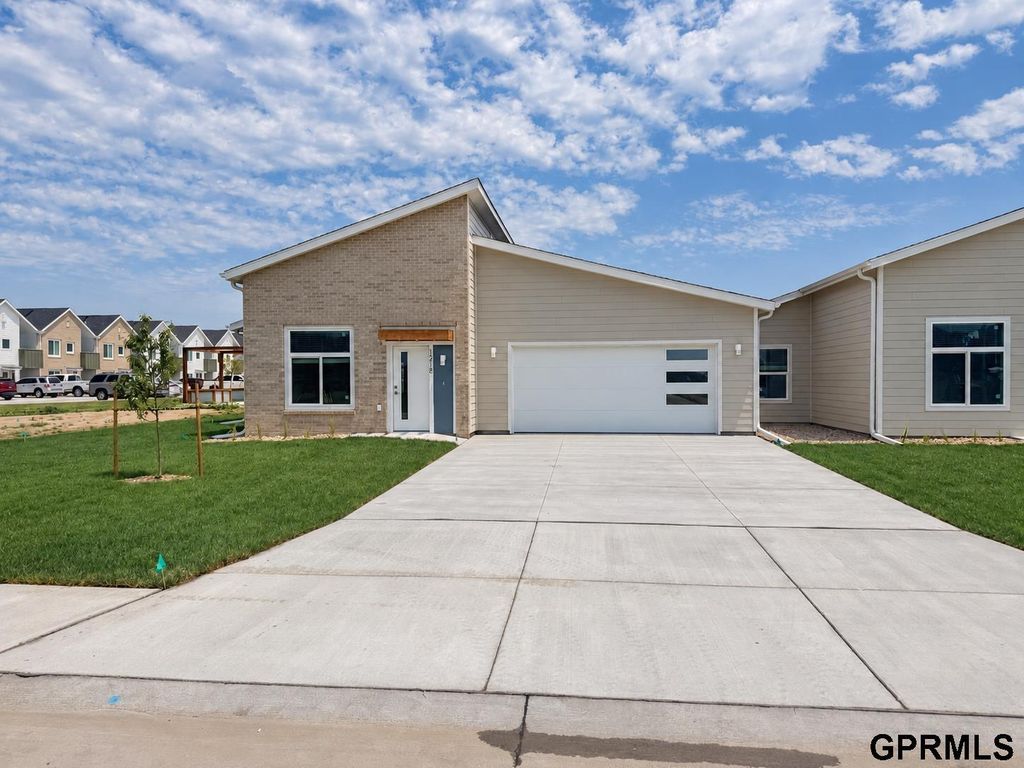1218 Wycoff Drive, Lexington