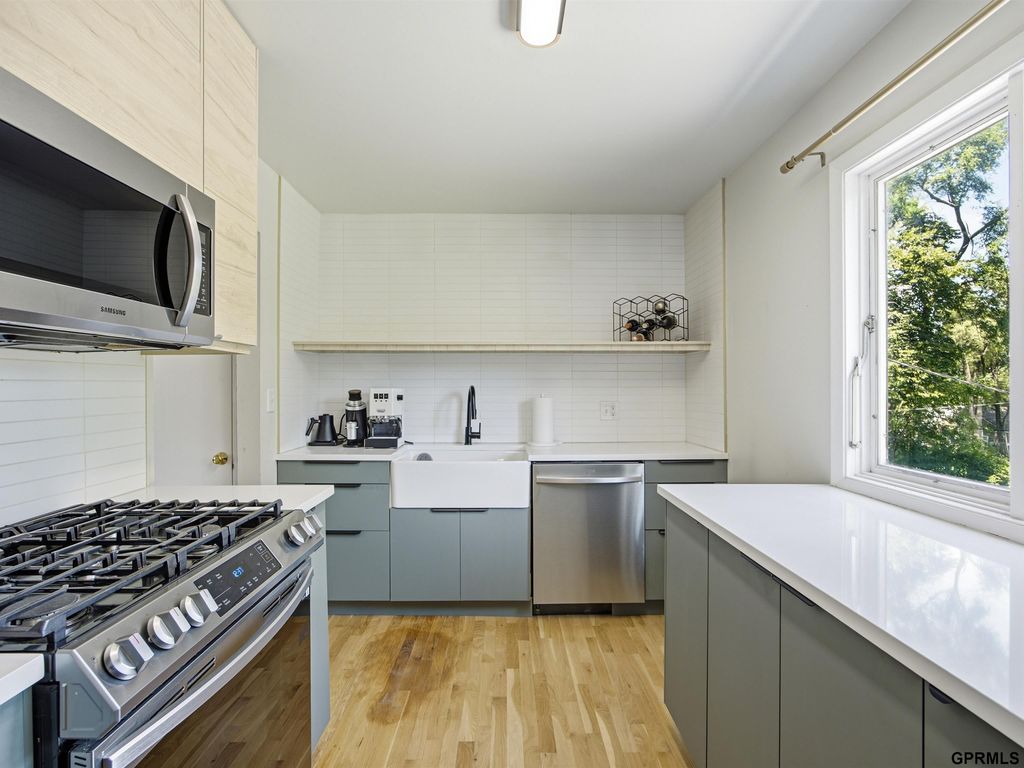 6622 Lafayette Avenue, Omaha