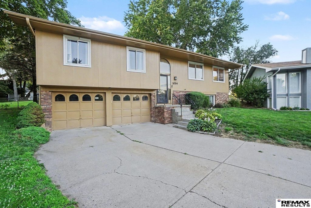 1014 Julius Place, Bellevue