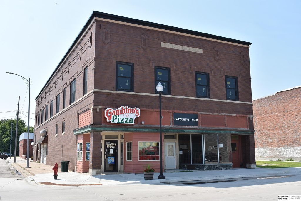 704 N Main Street, North Bend