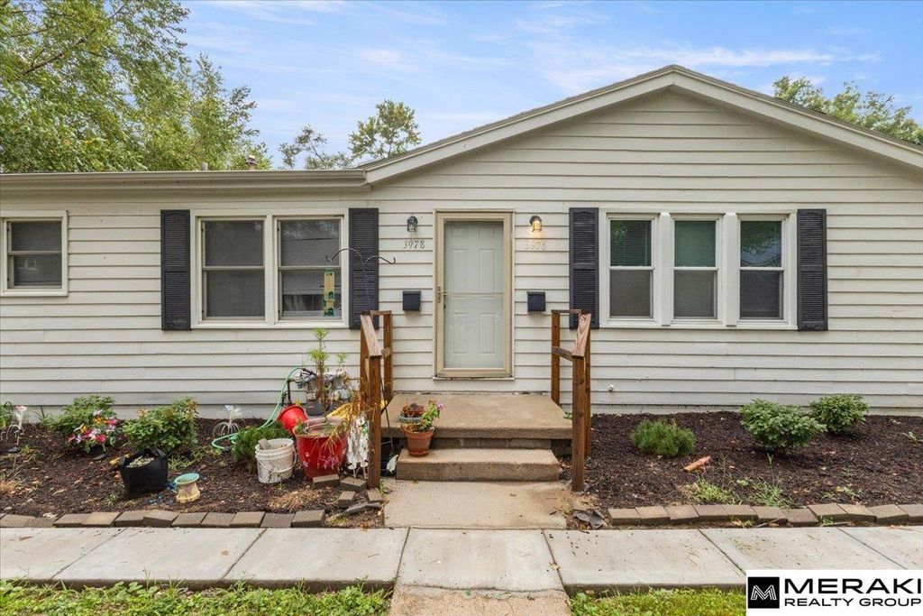 3976 Seward Street, Omaha