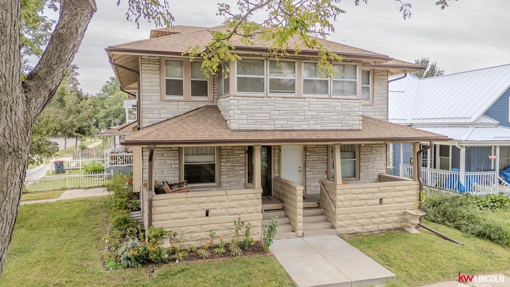 1441 B Street, Lincoln