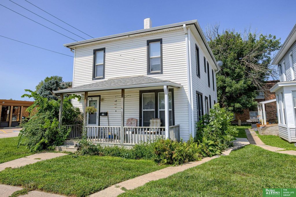 215 S 17 Street, Blair