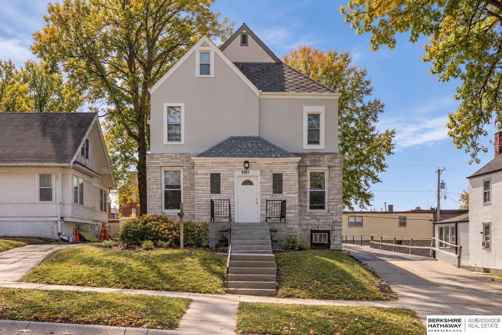 4915 Davenport Street, Omaha