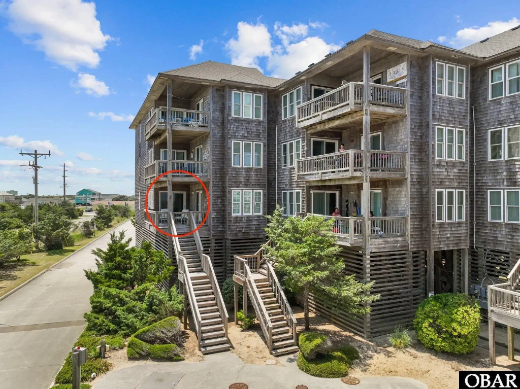 41057 Nc 12 Highway Unit 12, Avon