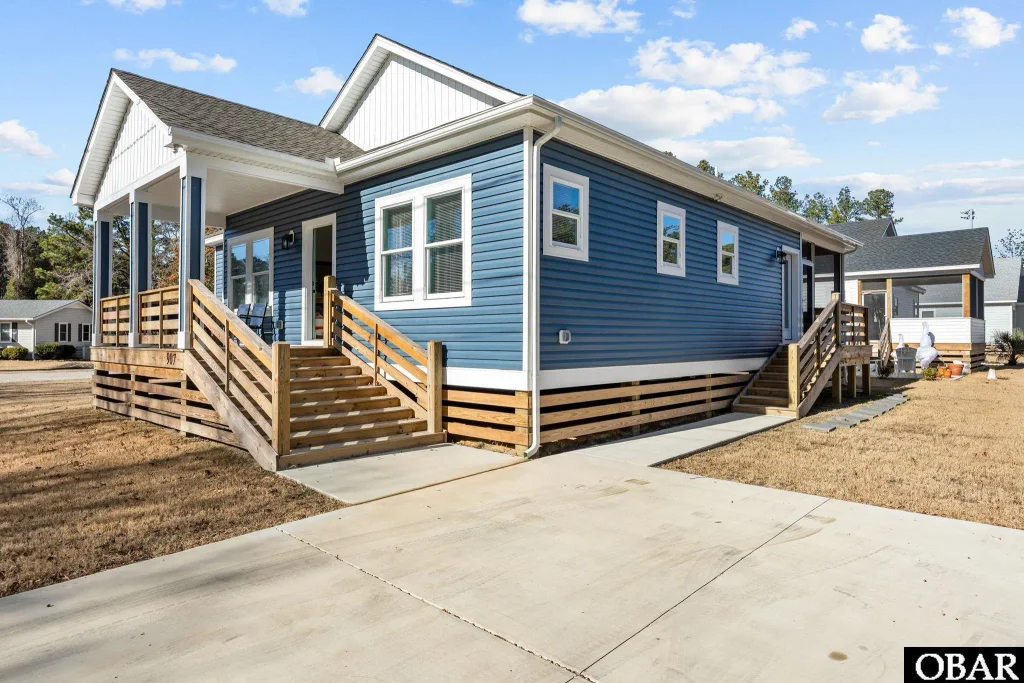 907 Amanda Street Lot 9, Manteo