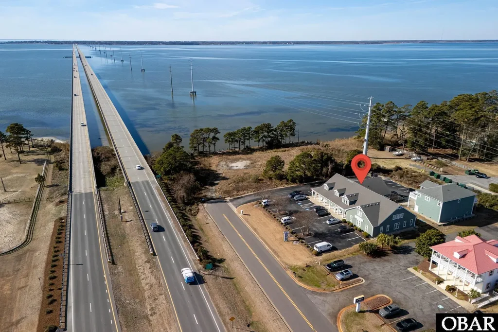 6475 N Croatan Highway, Southern Shores