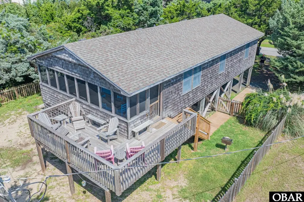 40234 Beachcomber Drive, Avon