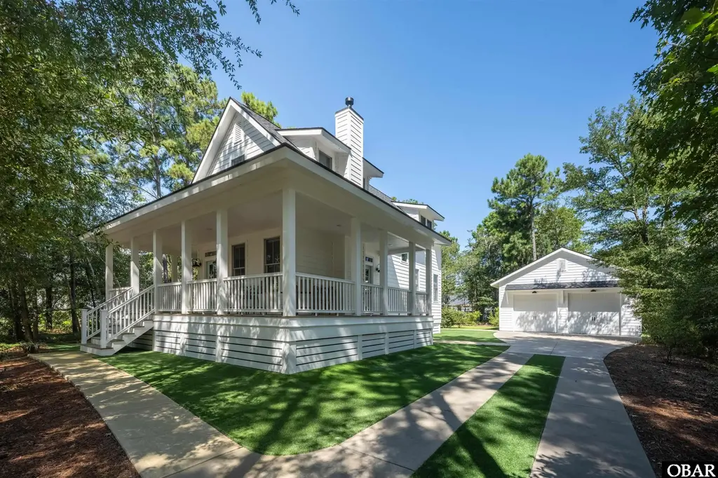 141 Tuscarora Ct, Manteo