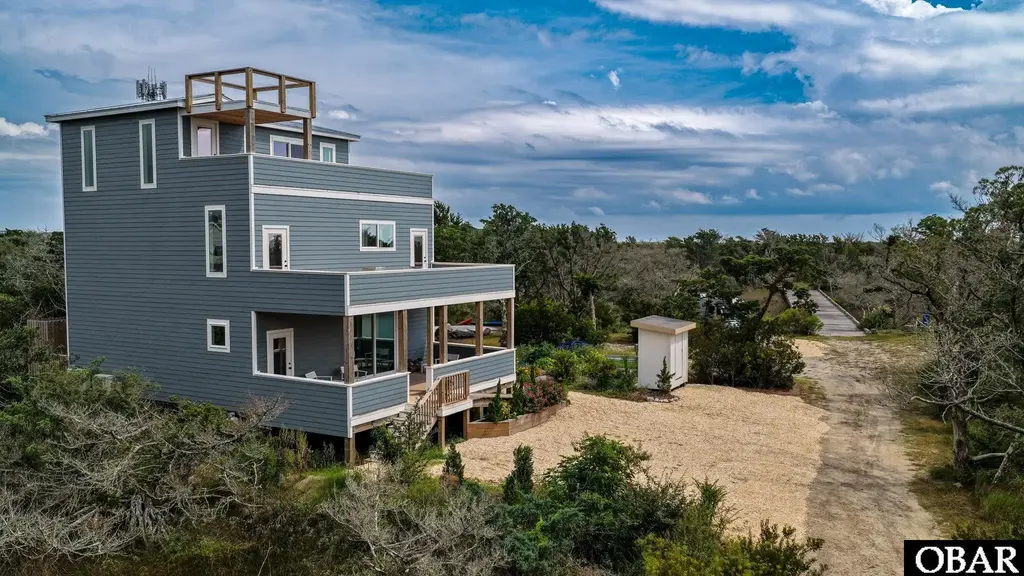 120 Bryant Lane, Ocracoke