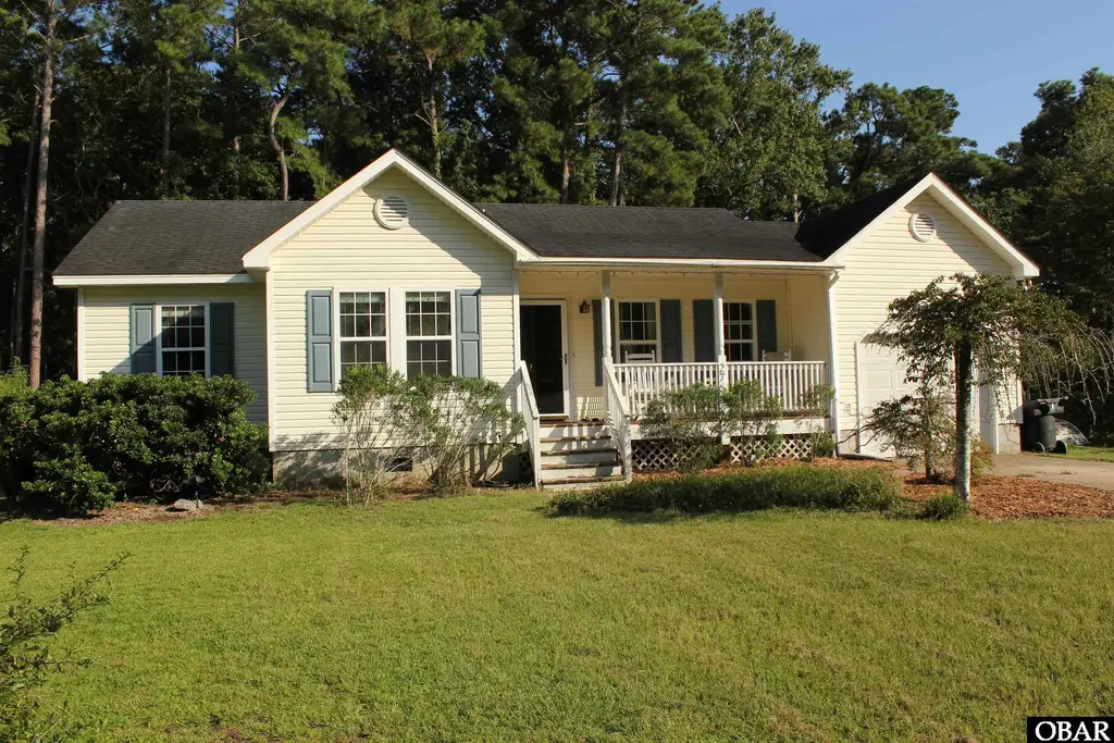 276 Airport Road, Manteo