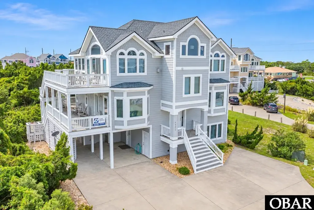 40272 Ocean Isle Loop, Avon