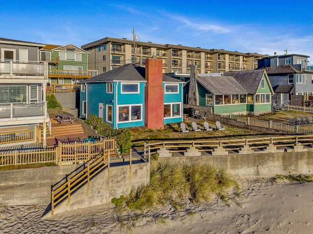 3215 Nw Inlet Avenue, Lincoln City