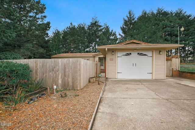 1410 Sw Forest Parkway, Waldport