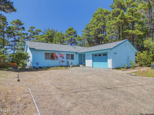 5272 Sw Field Avenue, Waldport