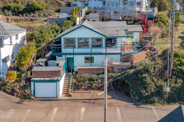 34 Ne Williams Avenue, Depoe Bay