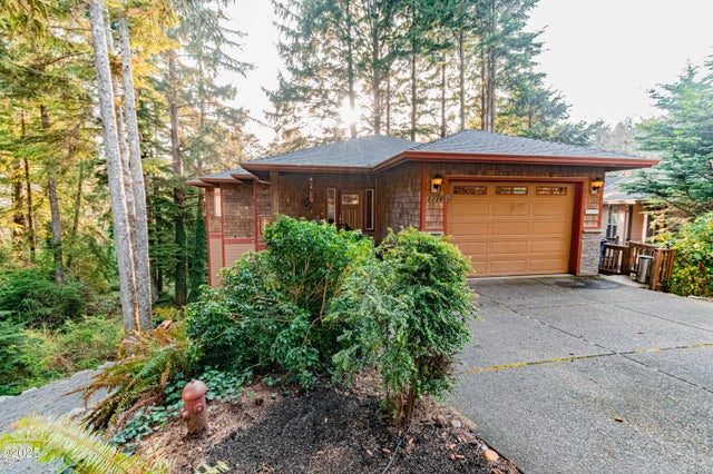 2278 Ne Hotspur Lane, Lincoln City