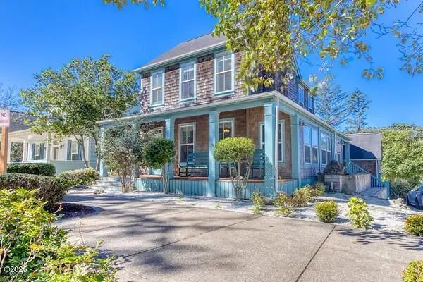 2685 Sw Beach Avenue, Lincoln City