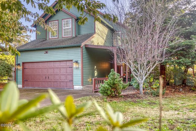 411 Nw 21st Place, Newport
