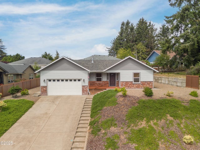 5699 Ne Voyage Way, Lincoln City