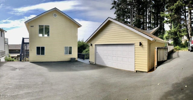 447 King Street, Yachats