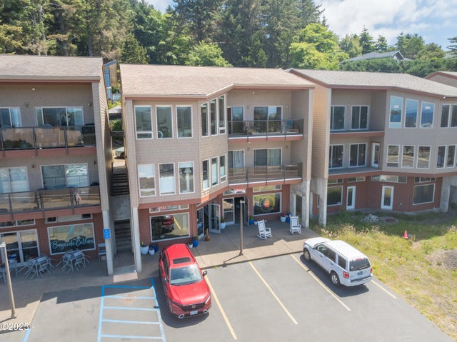 501 Center Way, Yachats