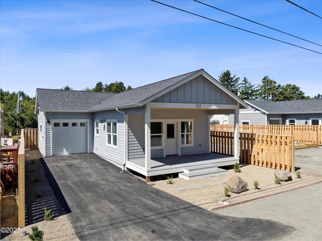 333 Se Oar Avenue, Lincoln City