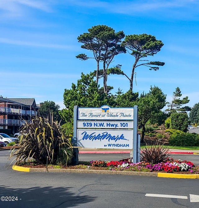 939 Nw Hwy 101, Depoe Bay