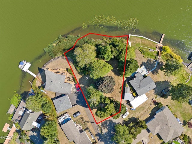 3600 Blk Ne West Devils Lake Road, Lincoln City