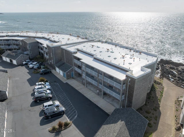 1113 N Hwy 101, Depoe Bay