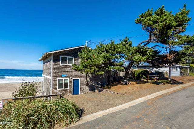 7115 Neptune Avenue, Gleneden Beach