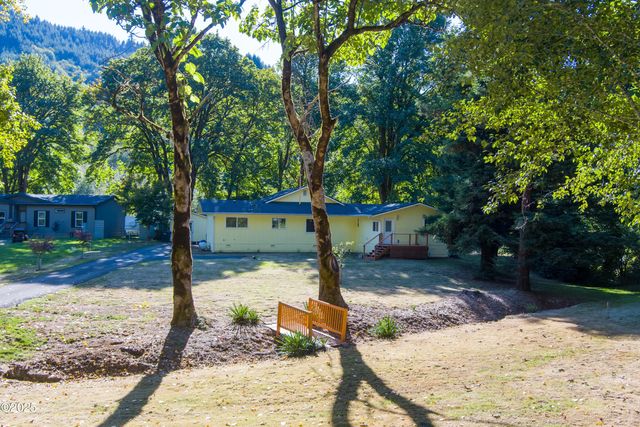 418 E Yates Road, Alsea