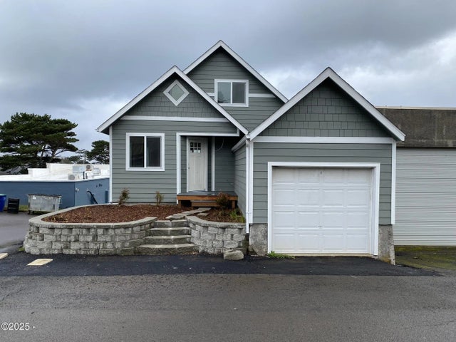 1333 Ne Keel Avenue, Lincoln City