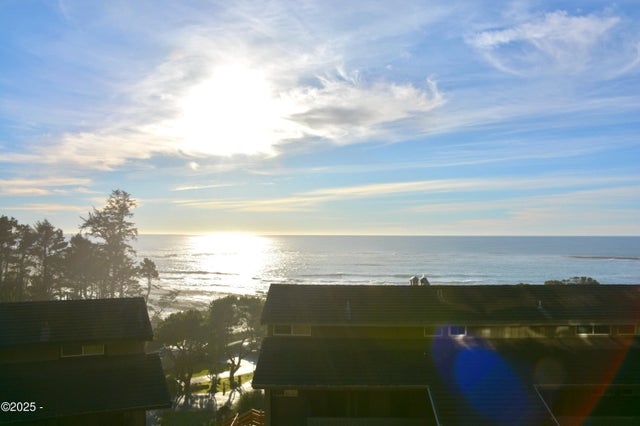 301 Otter Crest Drive 318-319, 1/6th Share, Otter Rock