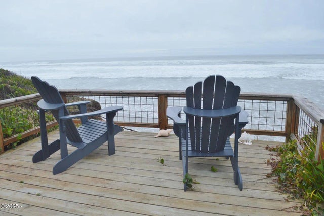 7509 Nw Finisterre Avenue, Yachats