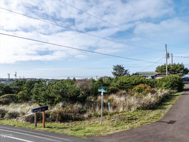 Tl-1800 Nw Bayshore Drive, Waldport