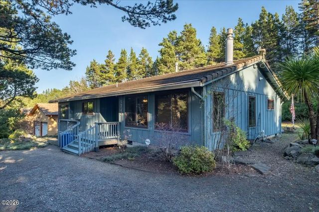 5740 Palisades Drive, Lincoln City
