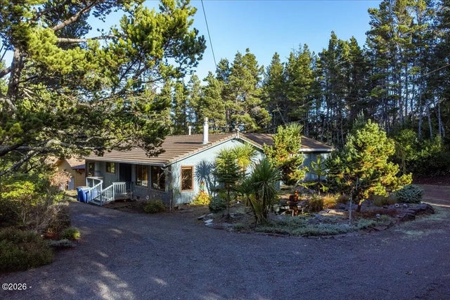 5740 Palisades Drive, Lincoln City