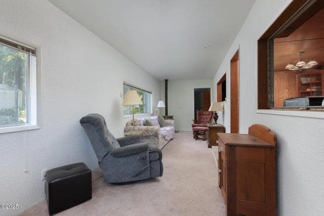 338 N Charmwood Loop, Otis