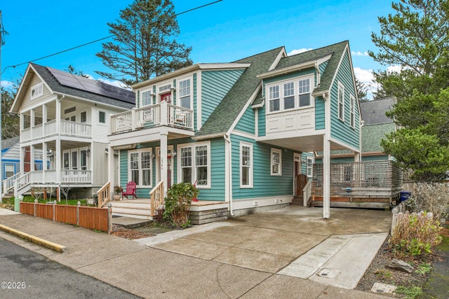 2746 Sw Beach Avenue, Lincoln City