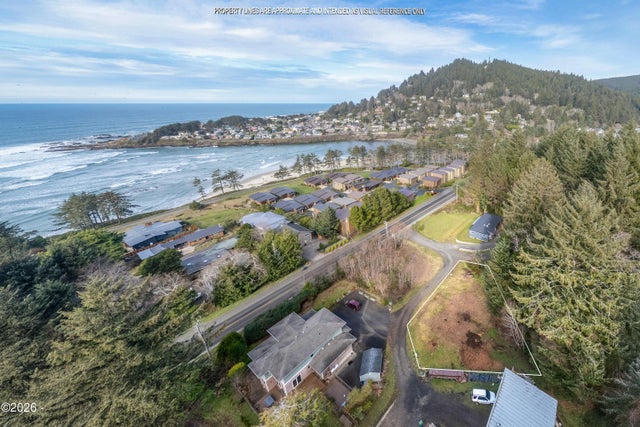 30 Cape Ranch Road, Yachats