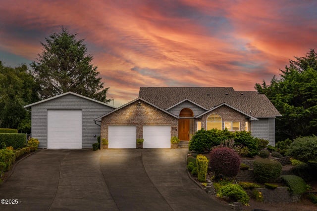 1055 Nw Estate Drive, Seal Rock