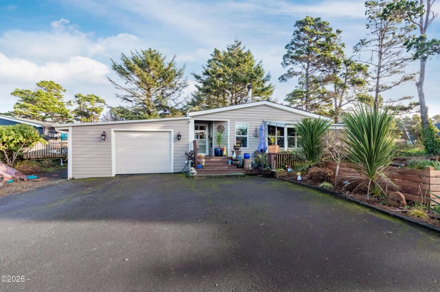3810 Evergreen Avenue, Depoe Bay