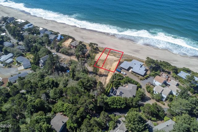 7385 & 7395  Neptune Avenue, Gleneden Beach