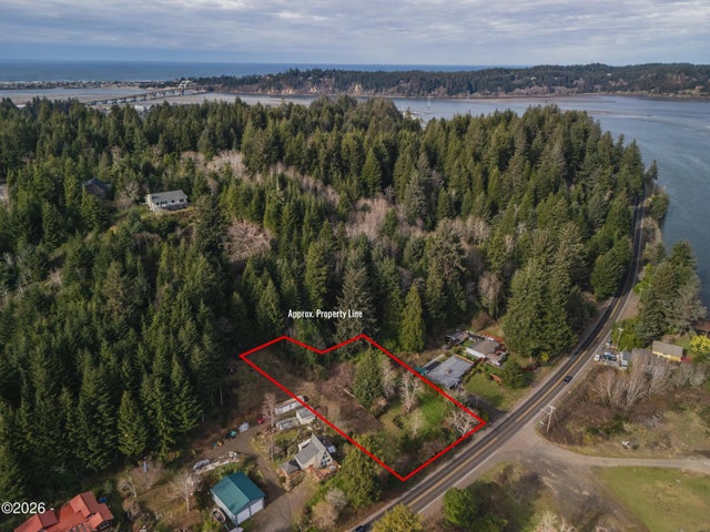 1707 Se Alsea Highway, Waldport