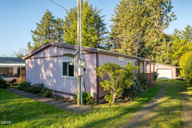 173 Ne 57th Street, Newport